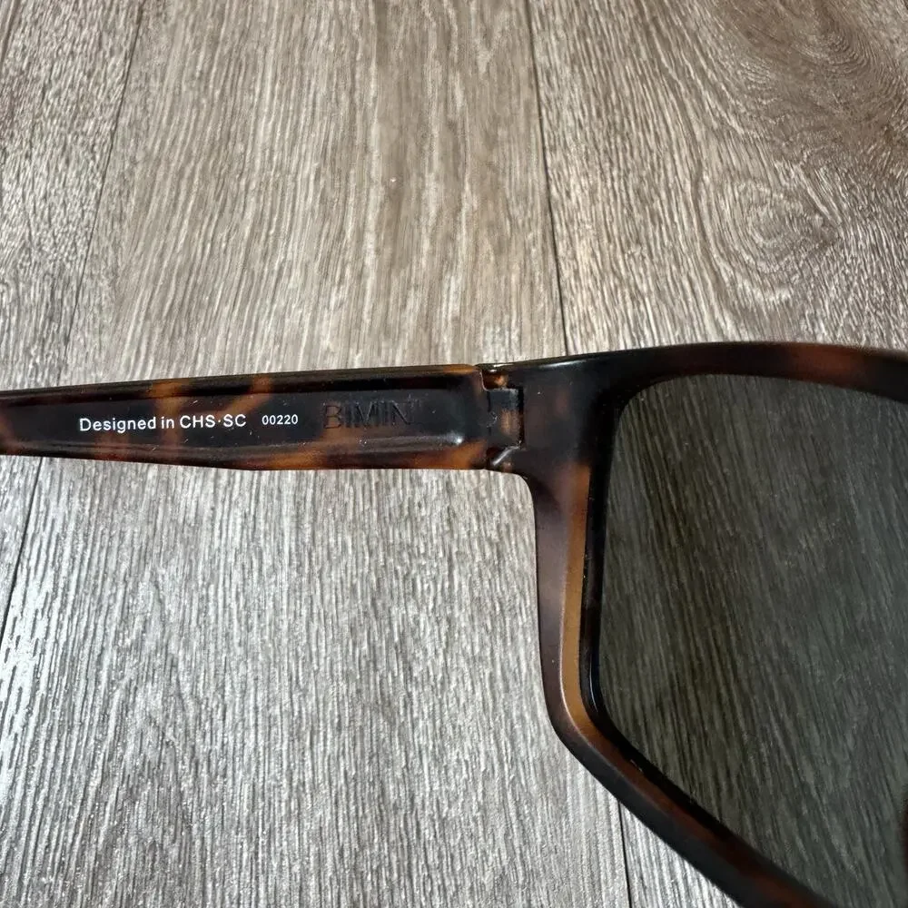 RHEOS BIMINI UNISEX FLOATING POLARIZED SUNGLASSES BLUE LENS TOROISE FRAME